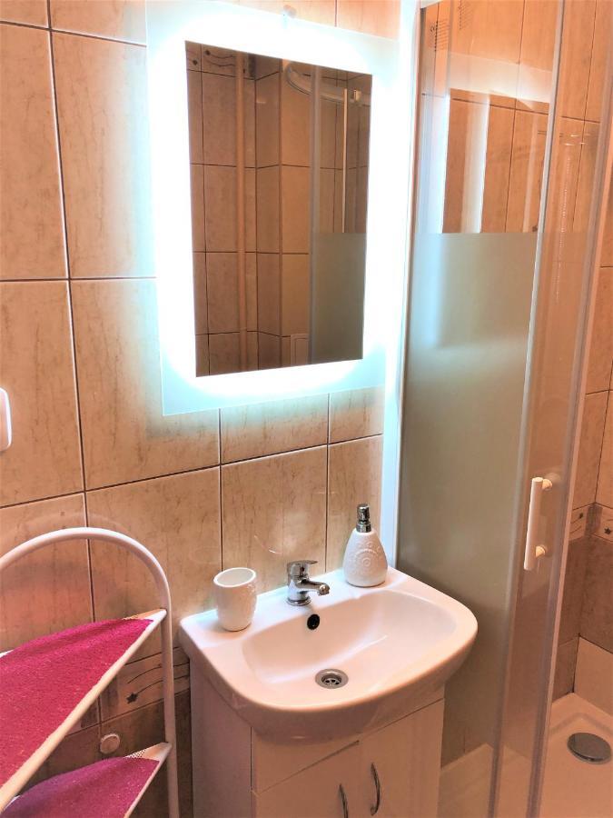 Ania Apartamento Ustka Exterior foto